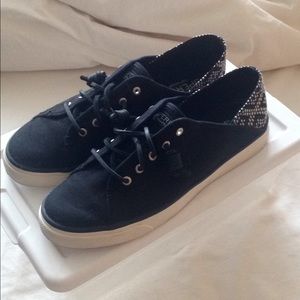 Sperry Sneakers